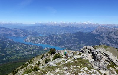 Panorama sur le lac de Serre-Ponçon