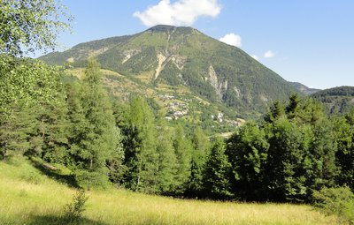 Auzet vu depuis le Col