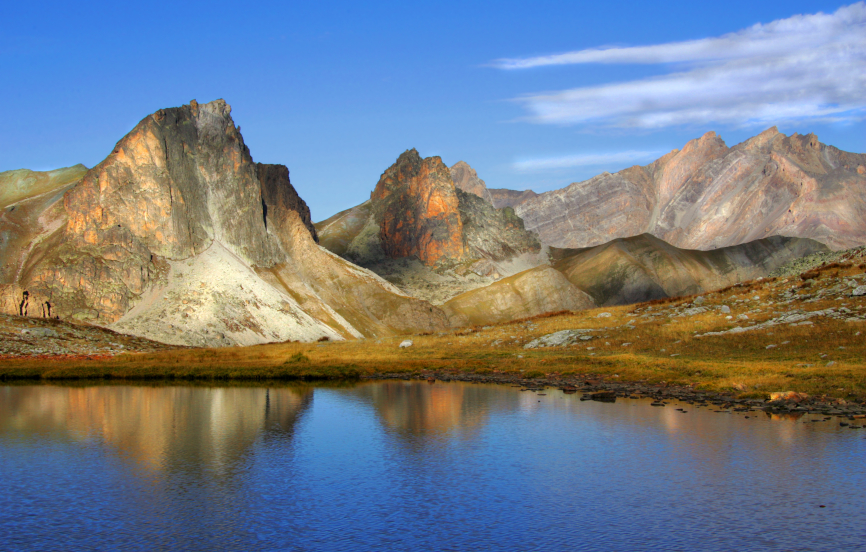 Lac du Roure dans le vallon de Mary