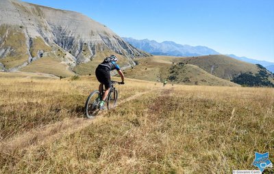 VTT dans la vallée de la Blanche