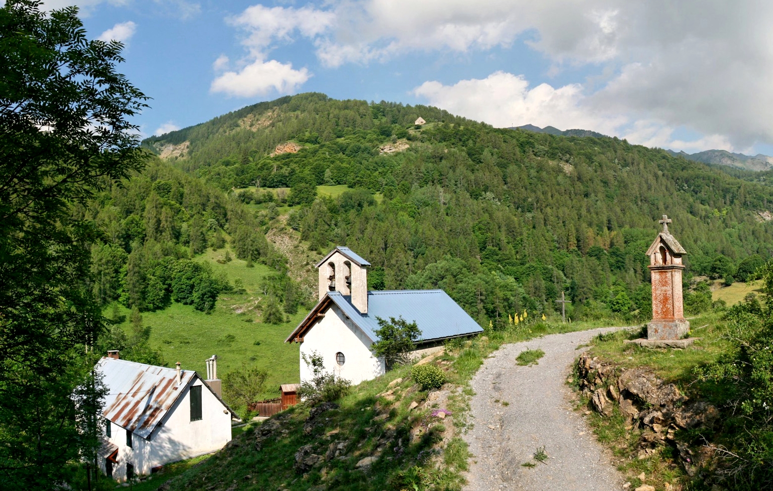 La Baumelle et au fond Le Collet