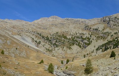 Refuge et sommet de l'Estrop